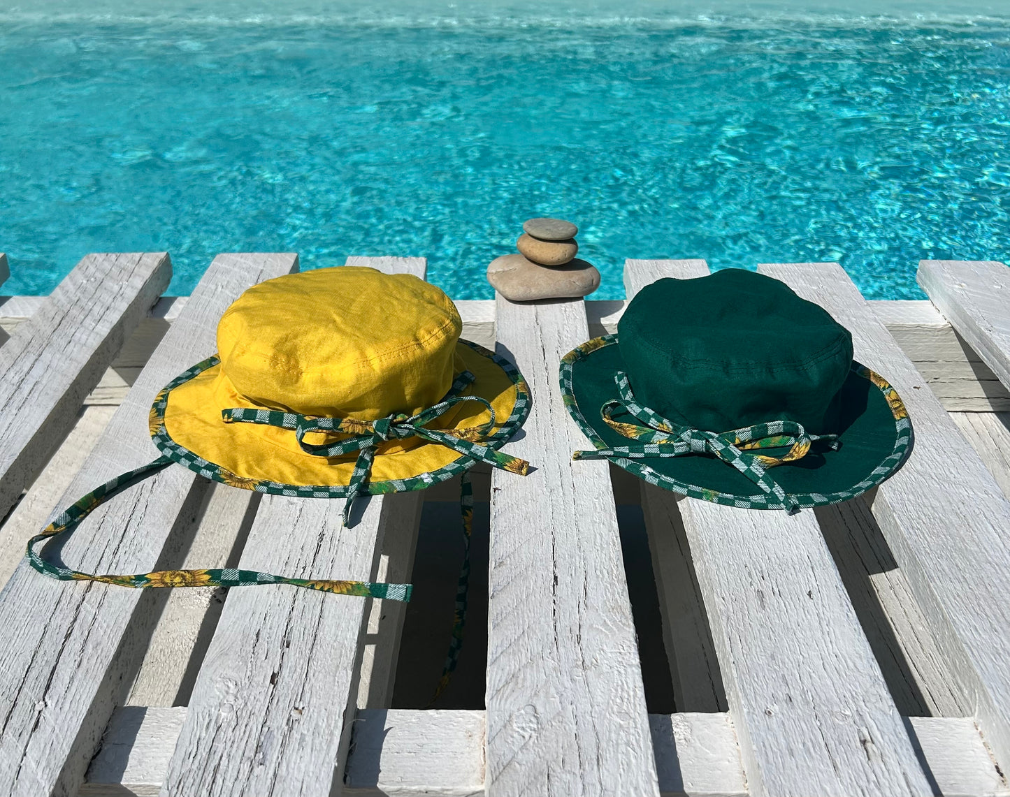 Bob réversible ficelles « Motifs » + Pochon assorti - Nourrisson/Enfant