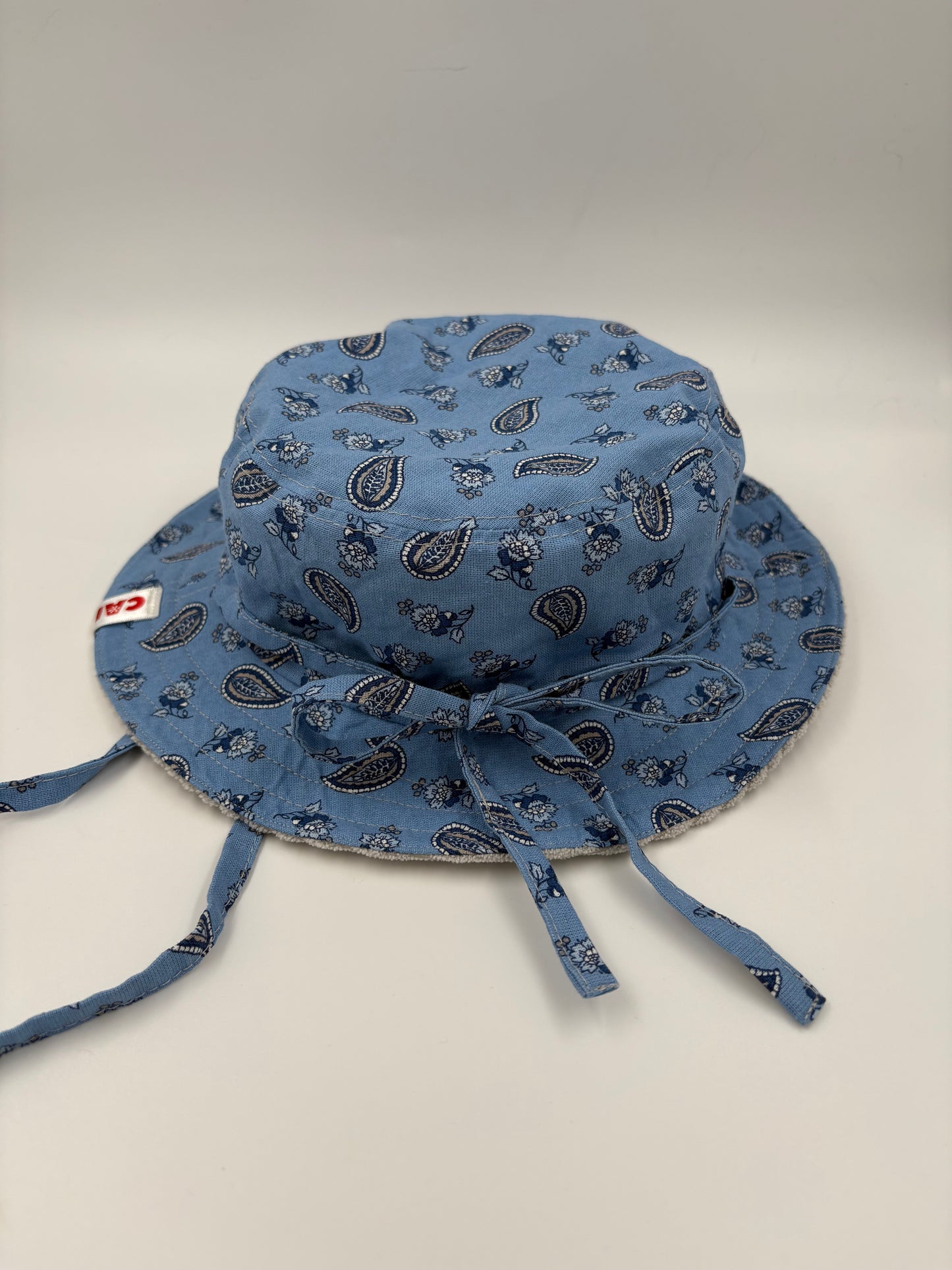 BOB RÉVERSIBLE ficelles « MOTIFS » + POCHON ASSORTI - Enfant