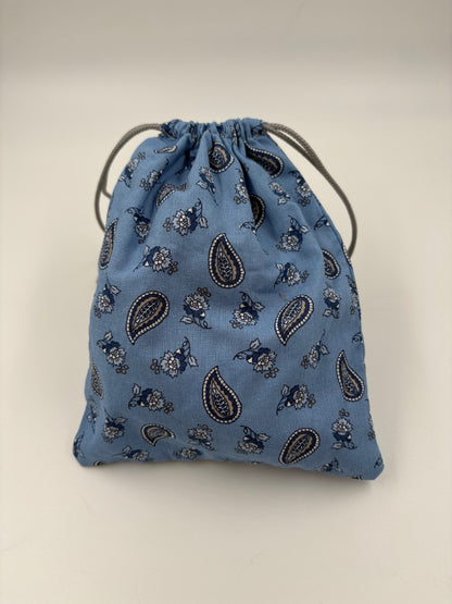 BOB RÉVERSIBLE ficelles « MOTIFS » + POCHON ASSORTI - Enfant