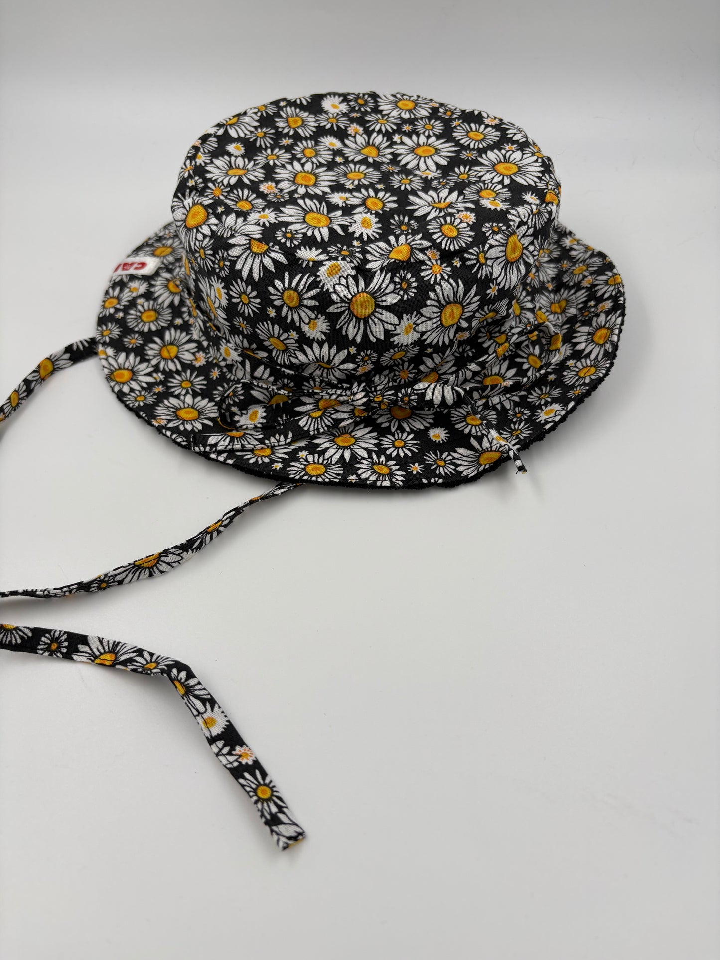 BOB RÉVERSIBLE ficelles « MOTIFS » + POCHON ASSORTI - Enfant